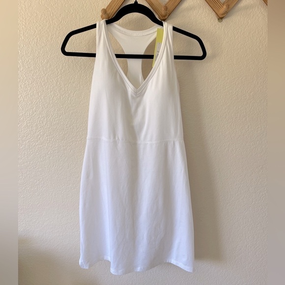 2/$20 • BIN#20 - XS White Tennis Dress w/ Built-In Shorts w/ Pockets - Picture 5 of 6